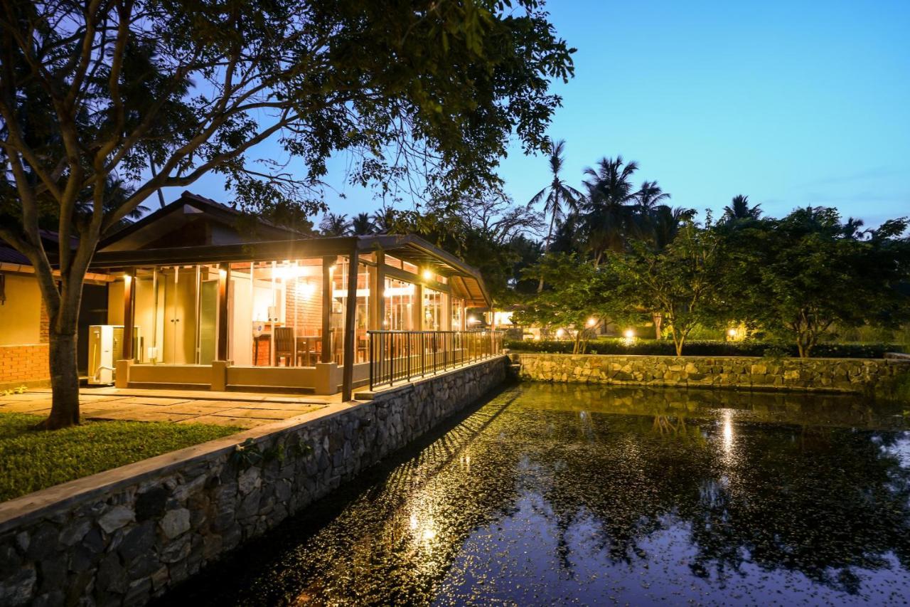 Malala Retreat Hotel Hambantota Buitenkant foto