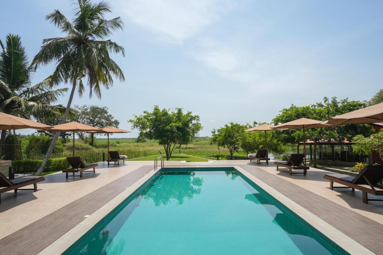 Malala Retreat Hotel Hambantota Buitenkant foto