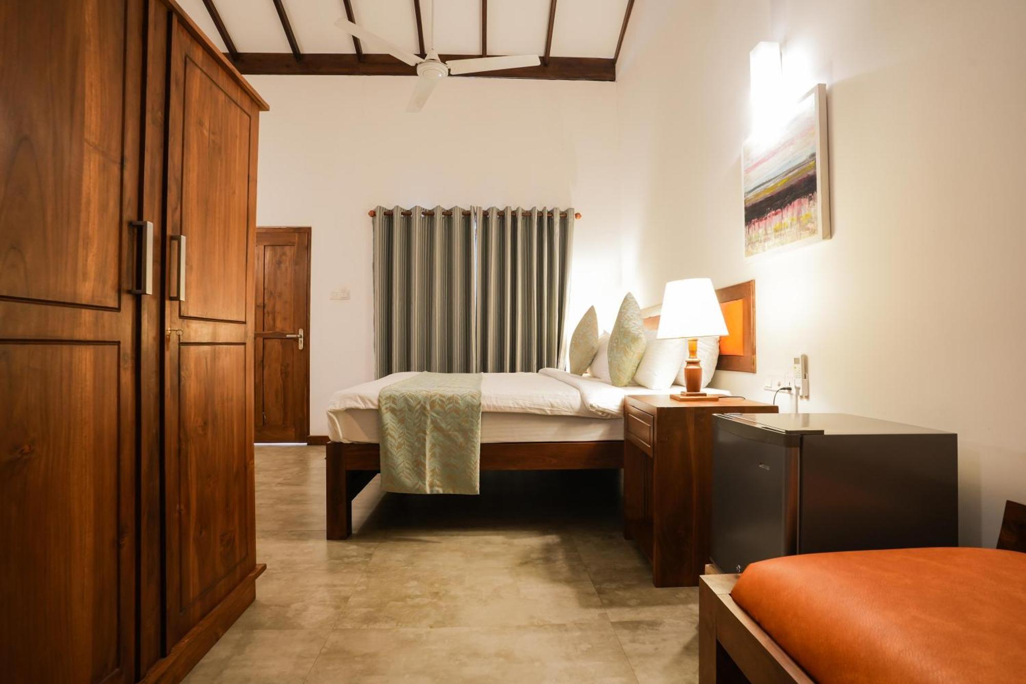 Malala Retreat Hotel Hambantota Buitenkant foto