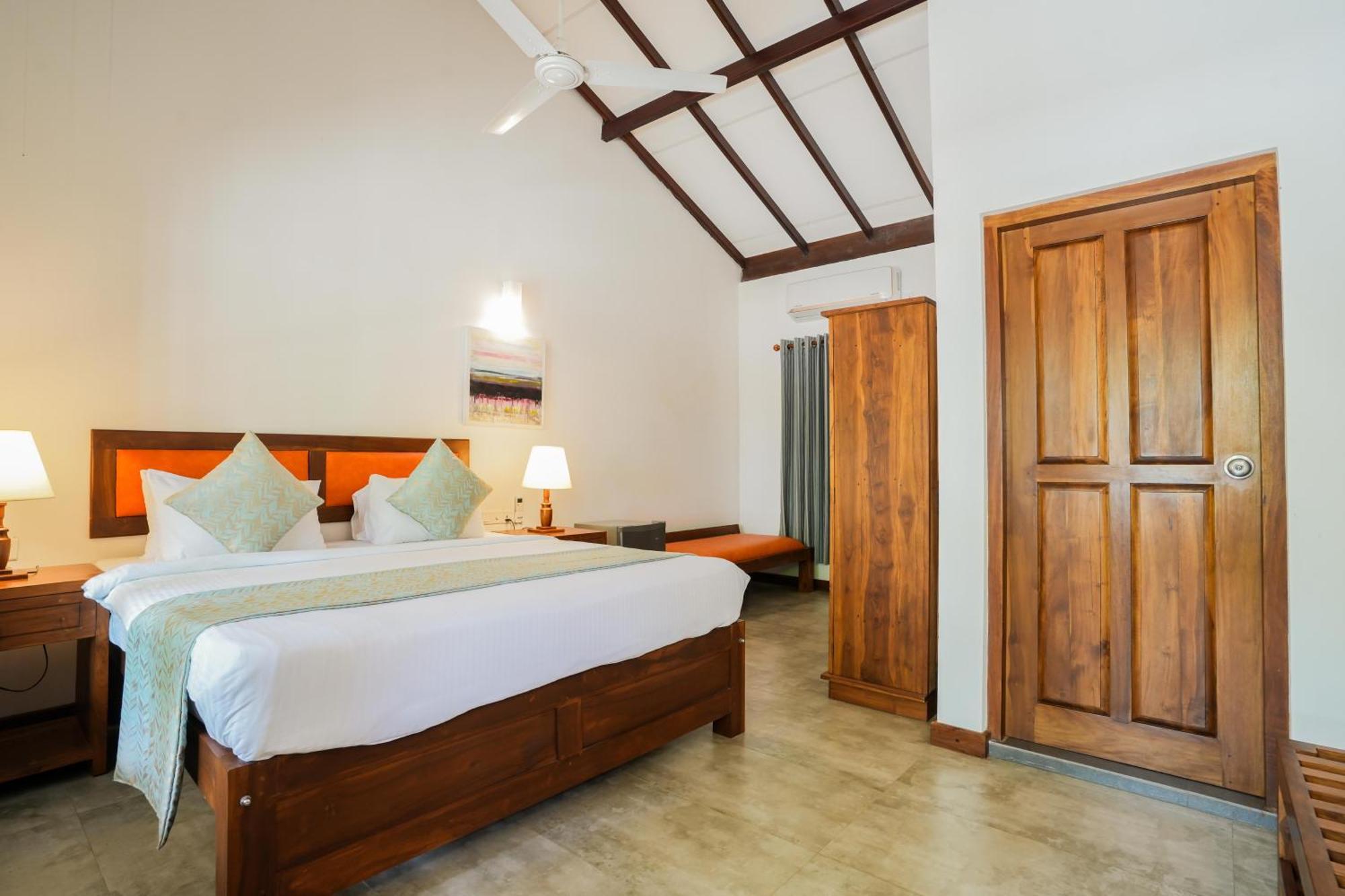 Malala Retreat Hotel Hambantota Buitenkant foto